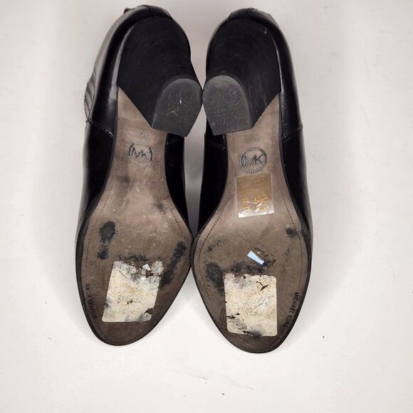 Michael Kors Thea Chelsea Boots Pull On heeled bootie, size 8.5 - Picture 7 of 7